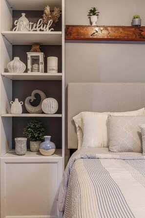 3 Schlafzimmer, Schreibtisch, Bügeleisen/Bügelbrett, WLAN