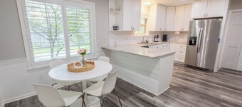 Private Pool–Renovated Home for Groups/Getaways