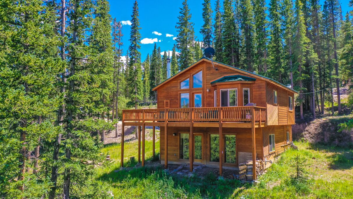 Peaceful Basecamp Getaway