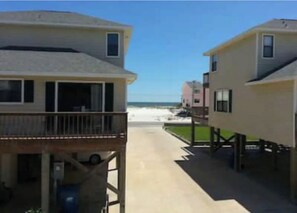 Exterior - Spacious Townhome Steps To Ocean or Lagoon- Partial Ocean Views, POOL (Gulf Shores)