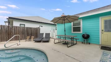 House (3 Bedrooms) | Property amenity