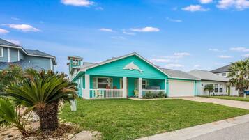 House (3 Bedrooms) | Property amenity