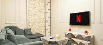 Spacious 3BR Garden View Apartment Prime Location