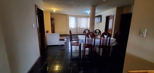 Apartamento 3 habitaciones y parqueo