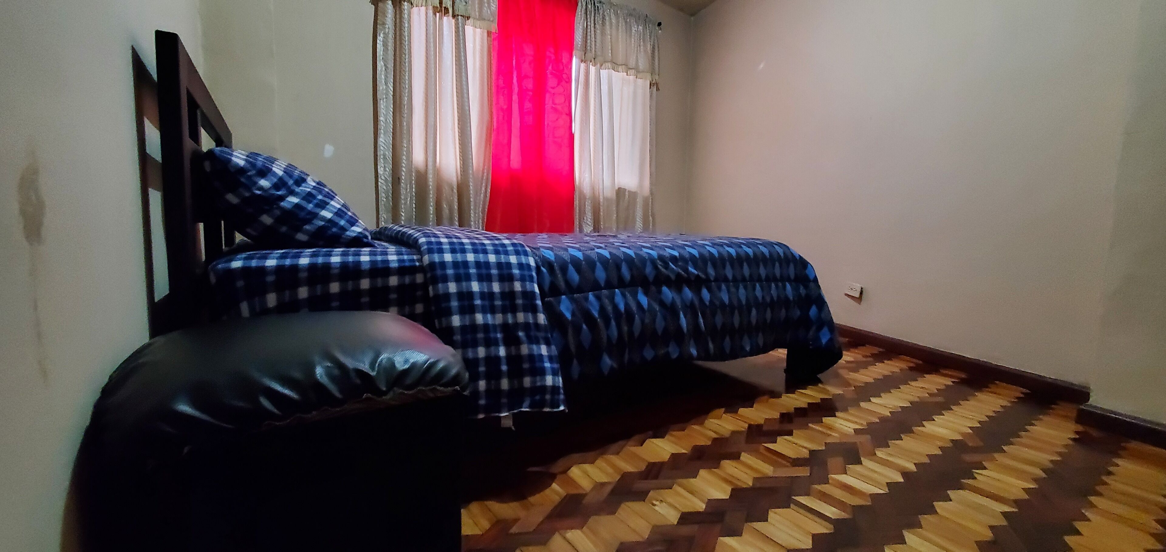 Deluxe Apartment | 3 bedrooms, minibar, free WiFi, bed sheets