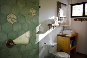 Villa #4 - 1BR Apt with mini fridge | Bathroom | Shower, towels, soap, toilet paper