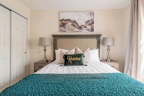 2 bedrooms, desk, iron/ironing board, free WiFi