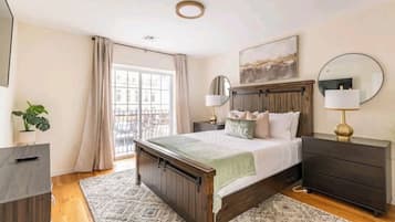 2 Schlafzimmer, Schreibtisch, Bügeleisen/Bügelbrett, kostenloses WLAN