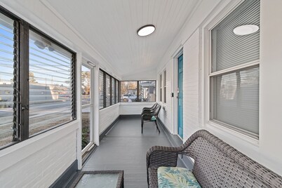 Charming 2 bed 1 bath near Langley Air Force Base