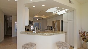 Private kitchen - Vv285 - Palm Valley CC (Palm Desert)