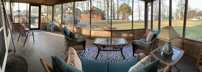 Lakeside View Lodge overlooking beautiful Reelfoot Lake