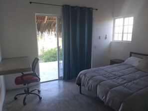 1 bedroom, desk, free WiFi, bed sheets