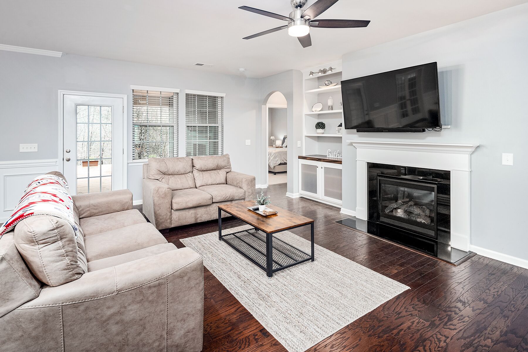 Modern home in one of Huntersville's best Work-Live-Play communities.