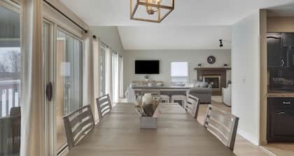 Traverse City/golf/skiing/hiking/winery/snowboard