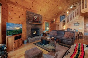 Smart TV, chimenea, futbolito