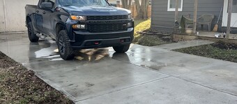 Cozy farmhouse minutes from the airport, downtown, and IMS.