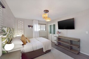 3 chambres, bureau, Wi-Fi gratuit, draps fournis