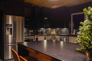 Exclusive House | Private kitchen | Coffee/tea maker - The Hideaway Collection  (New Glasgow)