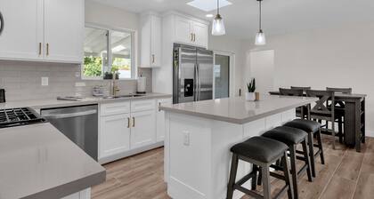 Old town Scottsdale Ranch - 4 BR/3BA with hot tub, golf, & bocce!!