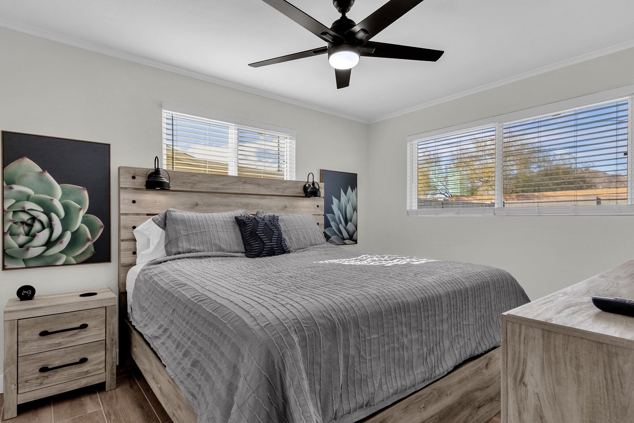 4 bedrooms, WiFi, bed sheets