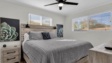 4 bedrooms, WiFi, bed sheets