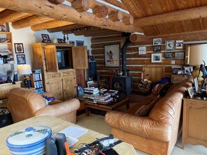 Interior - Log home in Jackson Hole, near Grand Teton & Yellowstone (Wilson)
