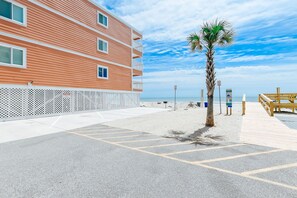 On the beach - Beach Front Ocean View Condo Garden City SC. Sleeps 9 people. (Murrells Inlet)