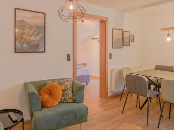 Interior - Nice group accommodation, 1.3 km to the ski lift (Hopfgarten im Brixental)