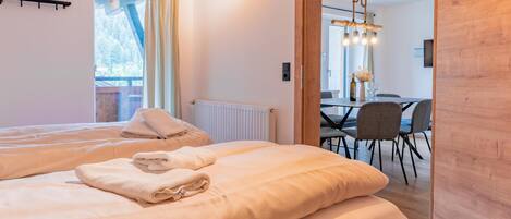 4 bedrooms, internet