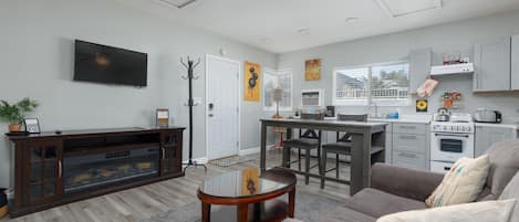 Televisie en een open haard