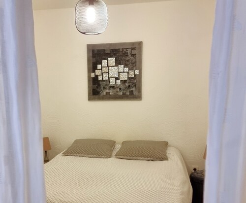 Coeur de ville, T2, pedestrian street, Digne les Bains 