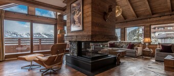Luxurious Ski-in/Ski-out Apartment with Jacuzzi and Private Hammam