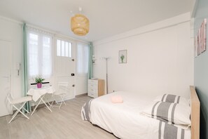 1 chambre, Wi-Fi gratuit, draps fournis