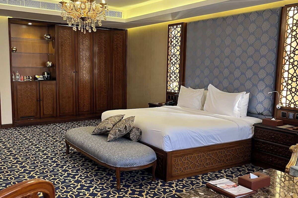 Deluxe Suite