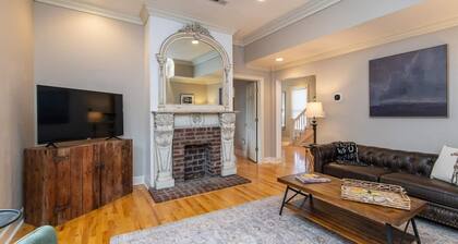 This house is a 3 bedroom(s), 2.5 bathrooms, located in Lexington, KY.