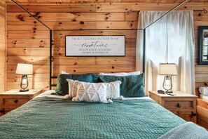 4 chambres, fer et planche à repasser, lit parapluie, Wi-Fi gratuit