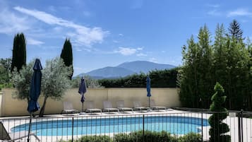 Alberca al aire libre