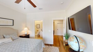 3 bedrooms, iron/ironing board, free WiFi, bed sheets