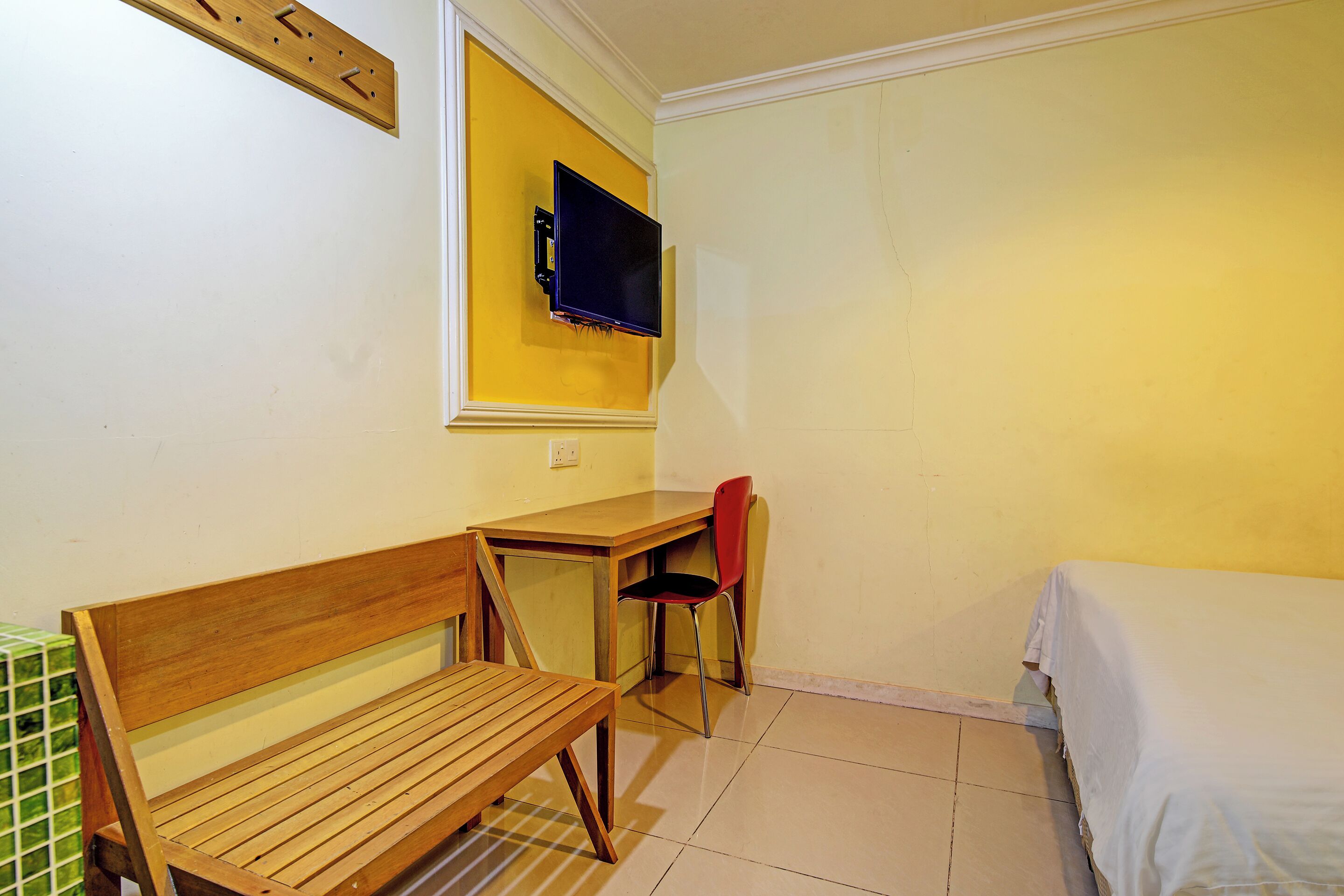 Deluxe Double Room, 1 Queen Bed | In-room safe, desk, laptop workspace, free WiFi