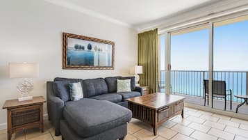 Een smart-tv en een dvd-speler