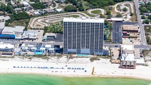 Exterior - Gulf Views, Amazing Location, Gulf-Front Pool + Free Attraction Tickets! (Panama City Beach)