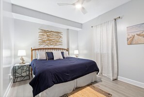 2 bedrooms, iron/ironing board, free WiFi, bed sheets