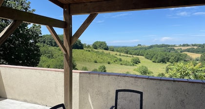 Beautiful old cottage, with a rear terrace giving stunning panoramic views.