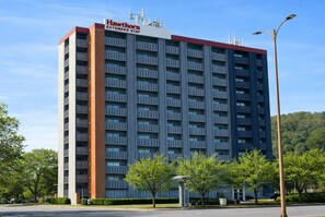 Exterior - Hawthorn Extended Stay by Wyndham Fayetteville (Fayetteville)