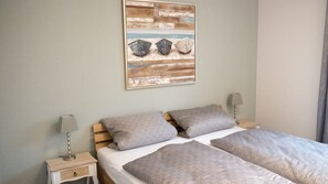 5 Schlafzimmer, Bügeleisen/Bügelbrett, Reisekinderbett, kostenloses WLAN
