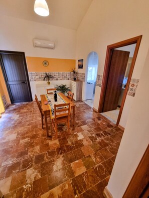 تناول الطعام