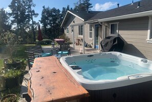 Terrace/patio - Welcome Home to Fat Robin Farm (Fort Bragg)