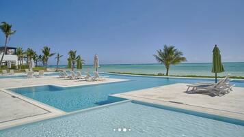 Piscina a l'aire lliure