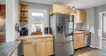 Affordable & Spacious home near Minneapolis