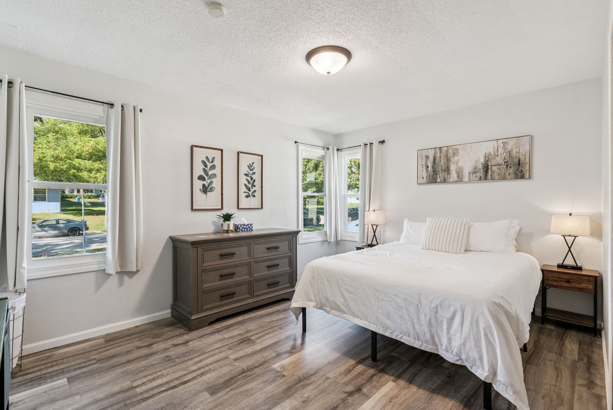 6 bedrooms, free WiFi, bed sheets